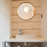 WC kraanikauss, peegel, bideedušš. Uueõue puhkemaja wc- Kessulaid, Eesti 